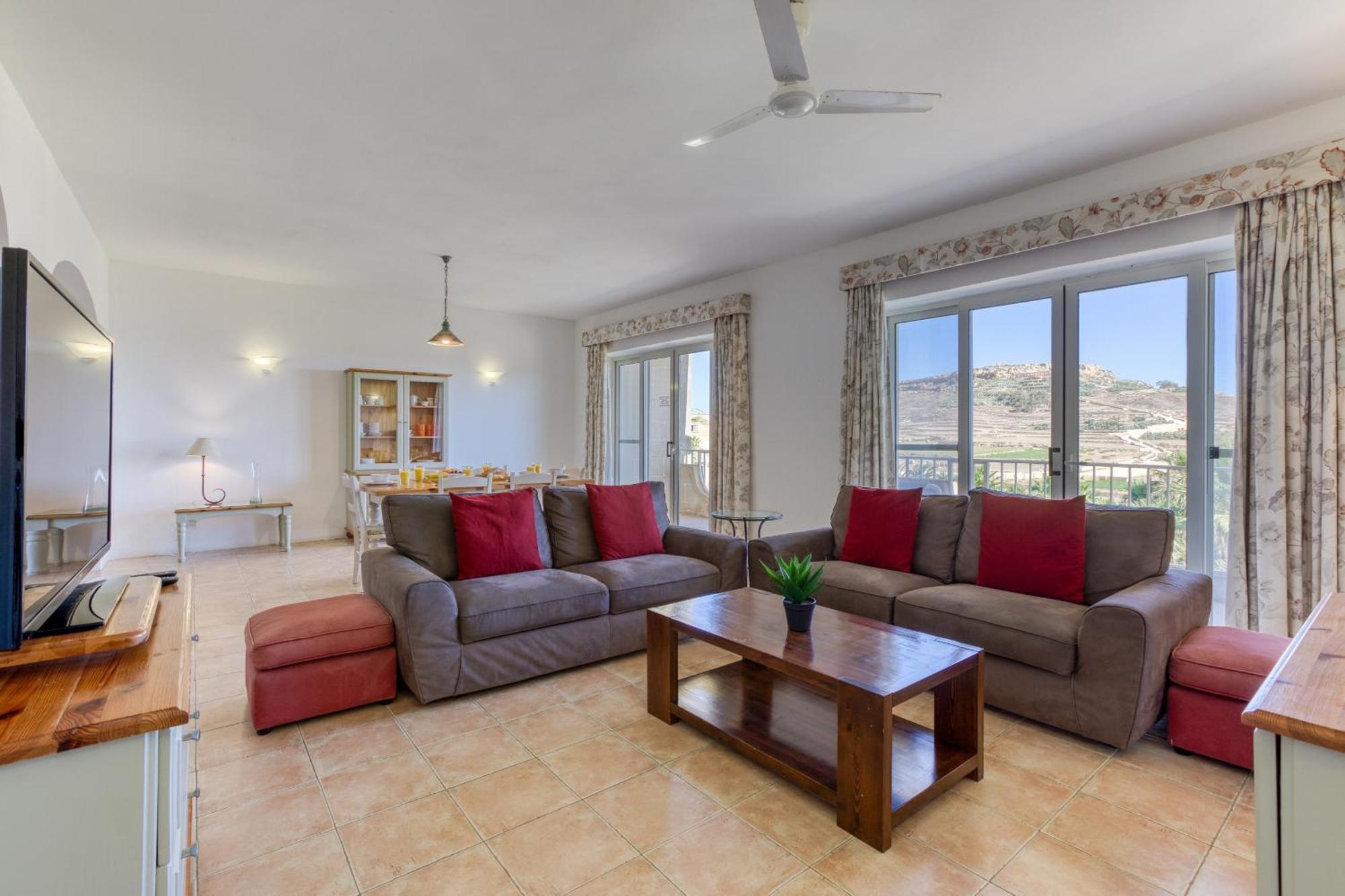Ta Frenc Apartments Għasri Екстериор снимка