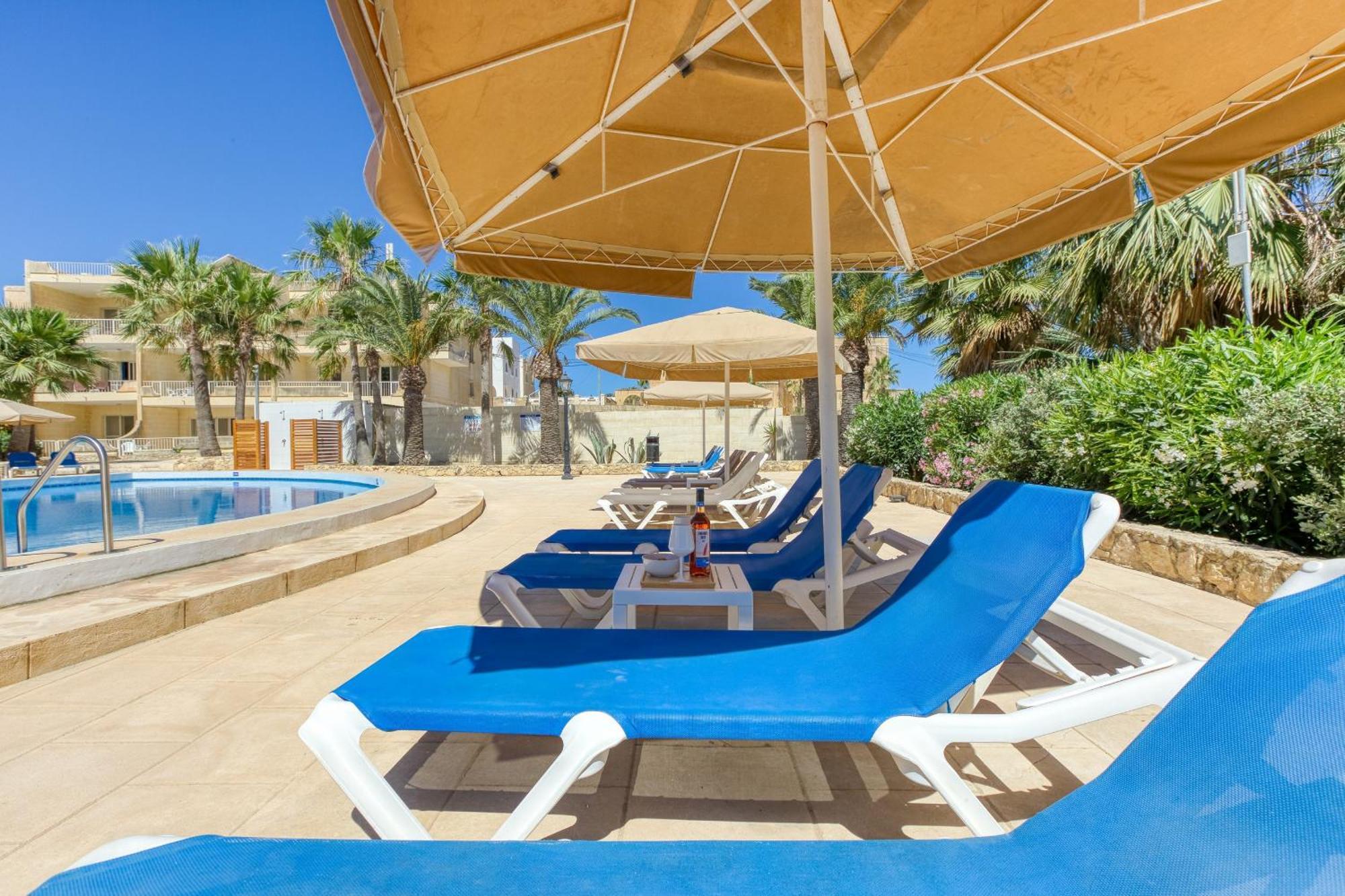 Ta Frenc Apartments Għasri Екстериор снимка