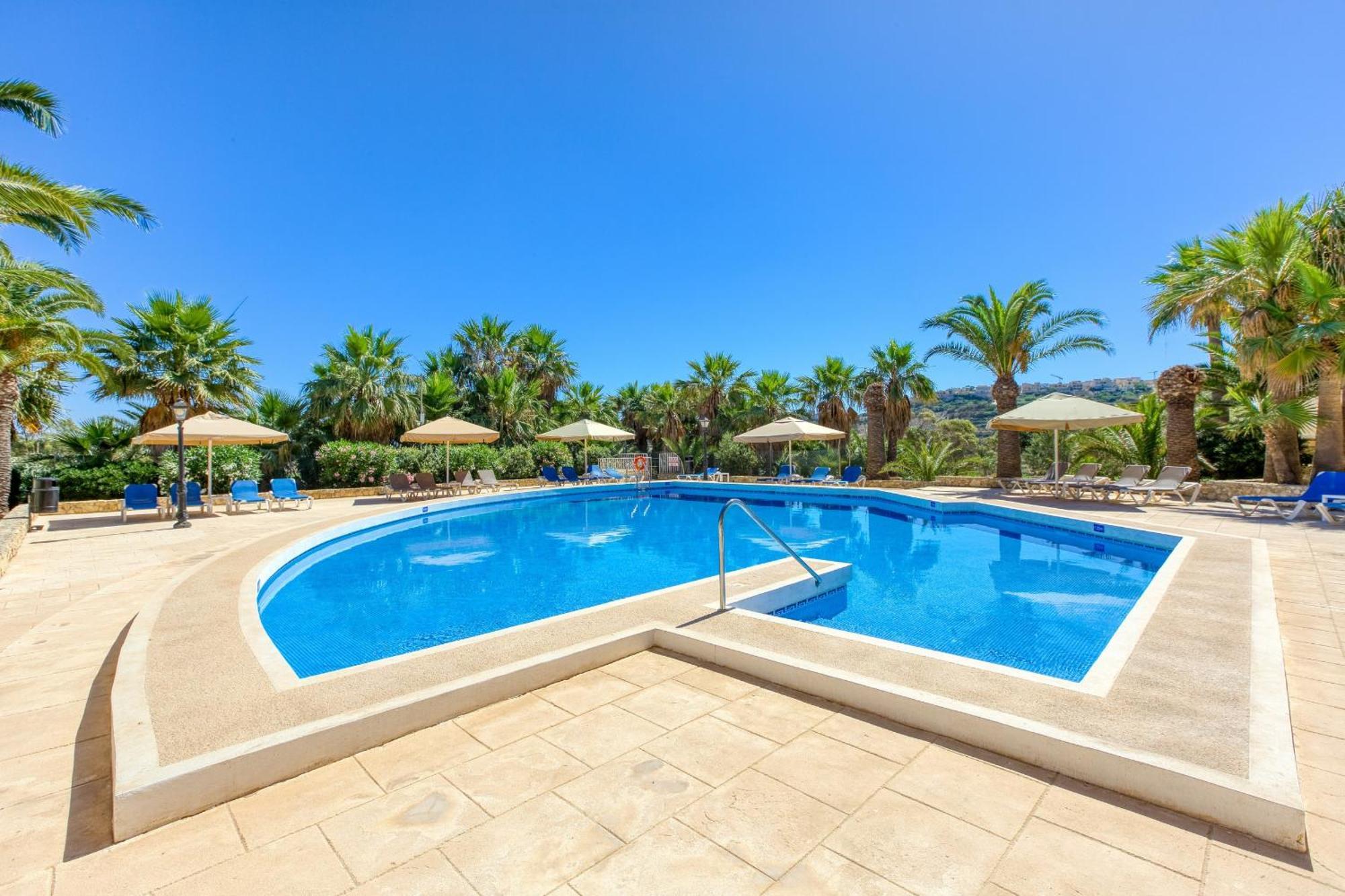 Ta Frenc Apartments Għasri Екстериор снимка