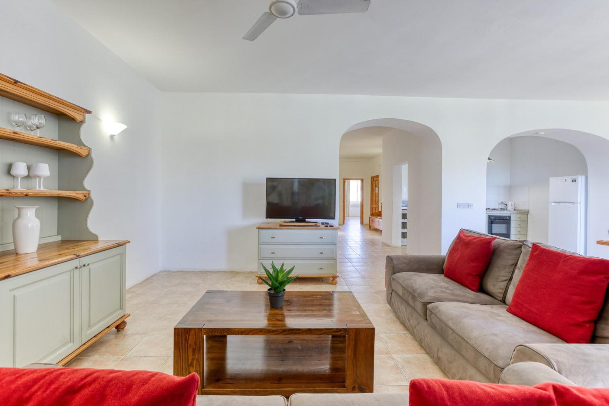 Ta Frenc Apartments Għasri Екстериор снимка