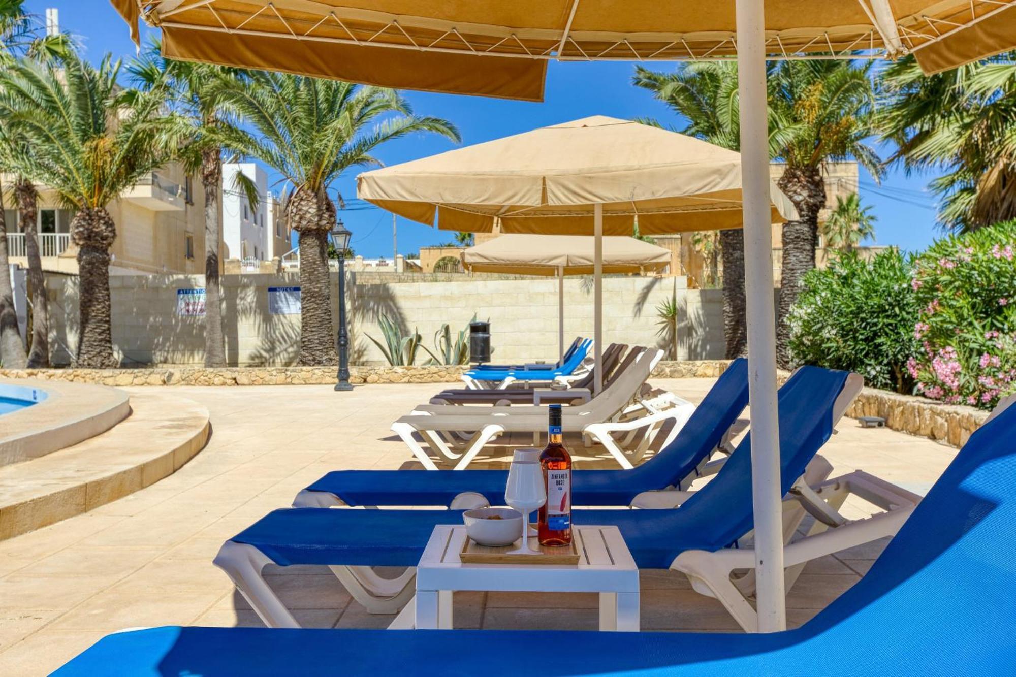 Ta Frenc Apartments Għasri Екстериор снимка